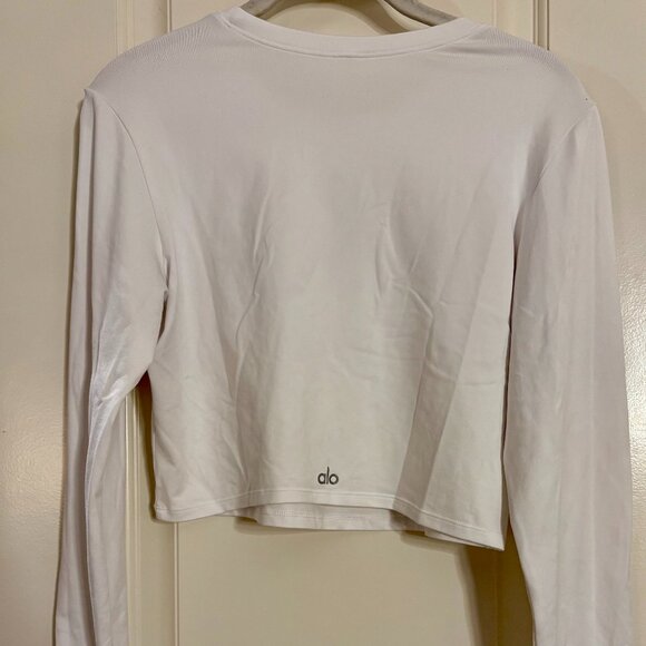 ALO Long-Sleeved Cropped White Top - Picture 1 of 2